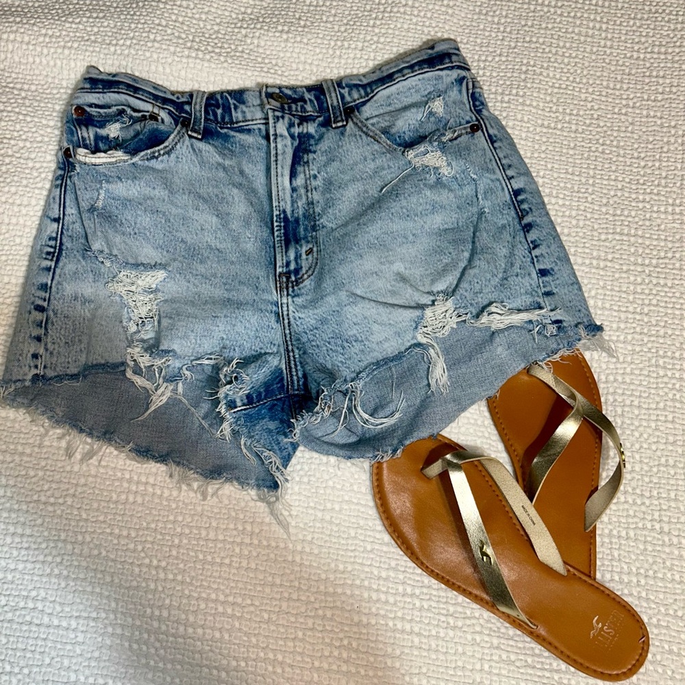 Abercrombie & Fitch The Mom Short High Rise Curve Love Size 30/10